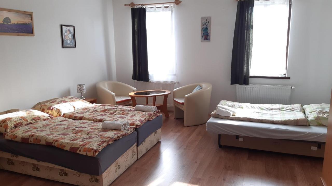 Bajusz Vendégház Tornyosnémeti Exterior foto